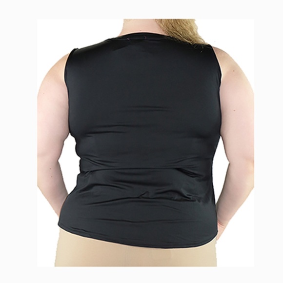 Plus Size Black Sleeveless Top w/Zipper Accent - Picture 3 of 5